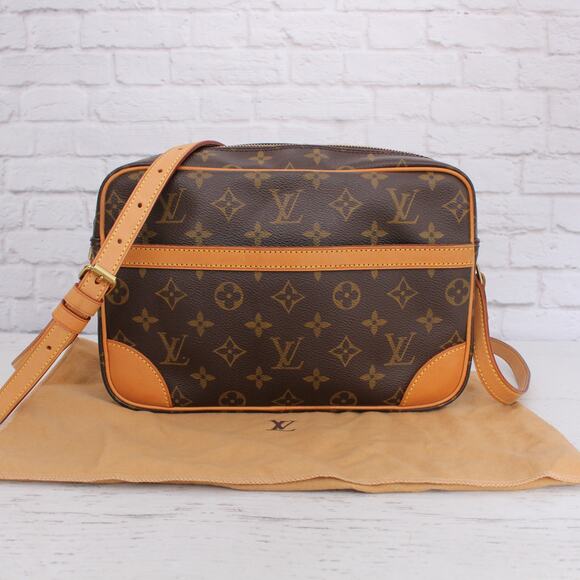 Louis Vuitton Trocadero 27 MM Monogram Crossbody Shoulder LV Handbag Purse A5186 - Picture 1 of 11